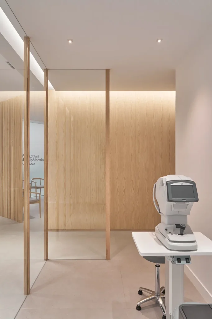 oftalmologia colon- instalaciones empresa