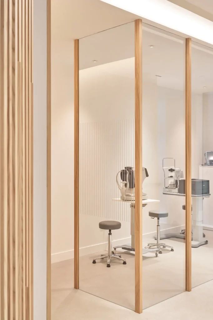 oftalmologia colon- aparatología de la empresa